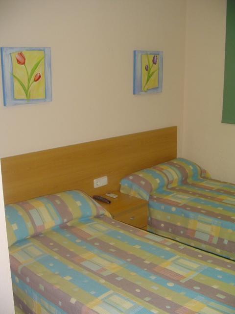 La Llosa Hostal Vimar المظهر الخارجي الصورة